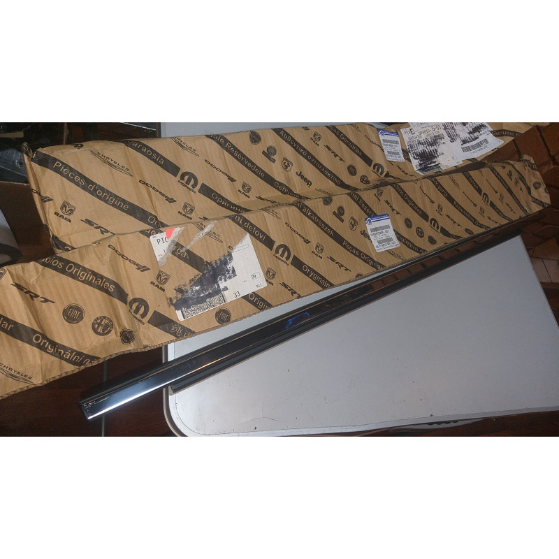 DODGE CARAVAN TOWN COUNTRY FRONT RIGHT FRONT DOOR WINDOW BELT WEATHER STRIP 2011-2020 05109810AE NEW