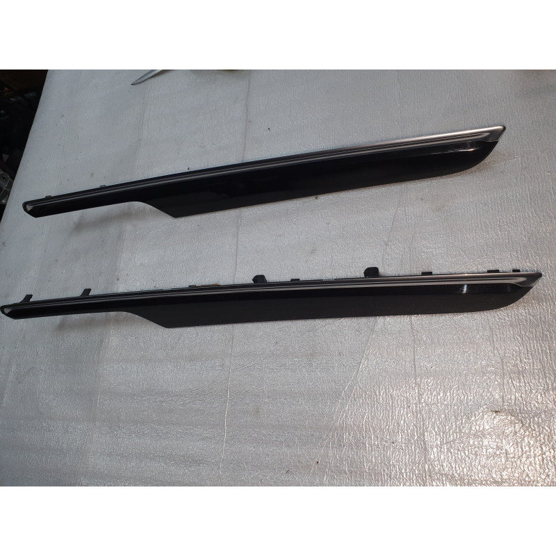PORSCHE MACAN RIGHT REAR DOOR PILLAR TRIM PANEL 2014-2018 95B867062D PRICE ONE PANEL