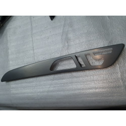 MERCEDES GLE X166 W166 LEFT FRONT DOOR PILLAR TRIM PANEL 2016-2019 1667203922