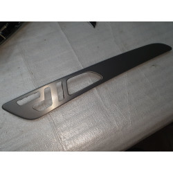 MERCEDES GLE X166 W166 RIGHT FRONT DOOR PILLAR TRIM PANEL 2016-2019 1667204022