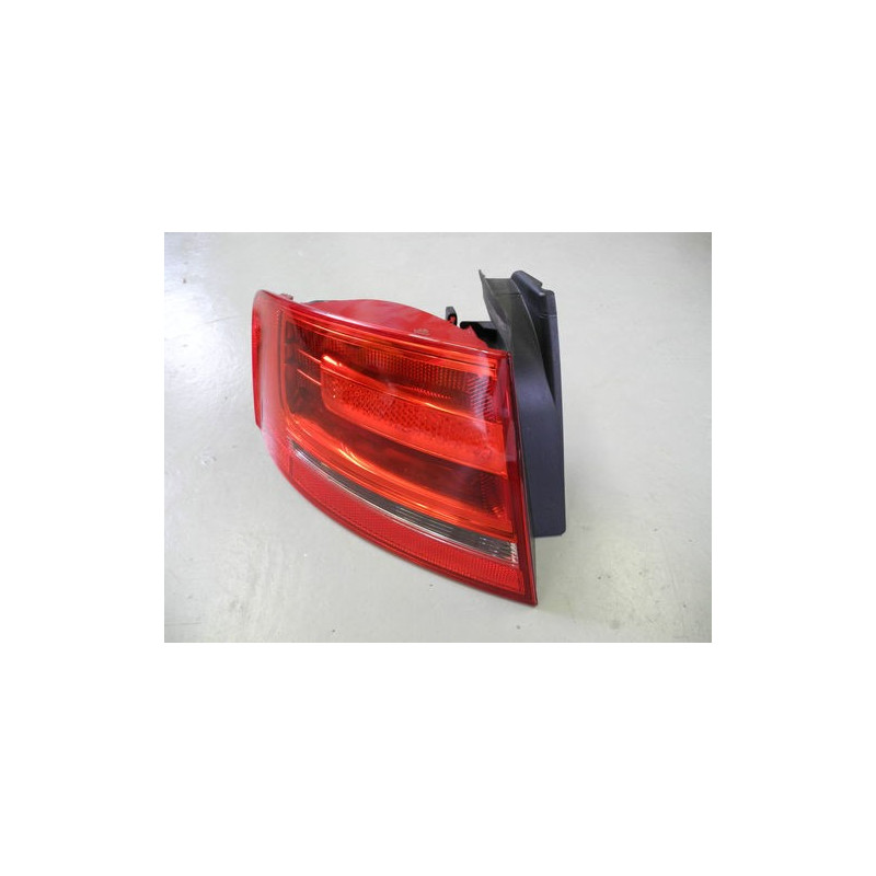8K5945095D Audi A4 Left Tail Lamp 2008-2012