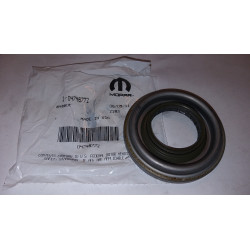 DODGE JEEP Differential Pinion Seal 04746772 NEW