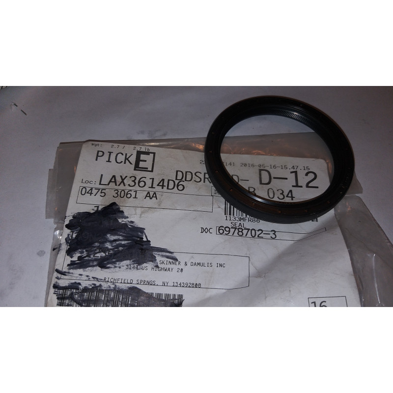 Jeep Renegade Cherokee Right Differential Seal 2014-2019 04753061AA NEW