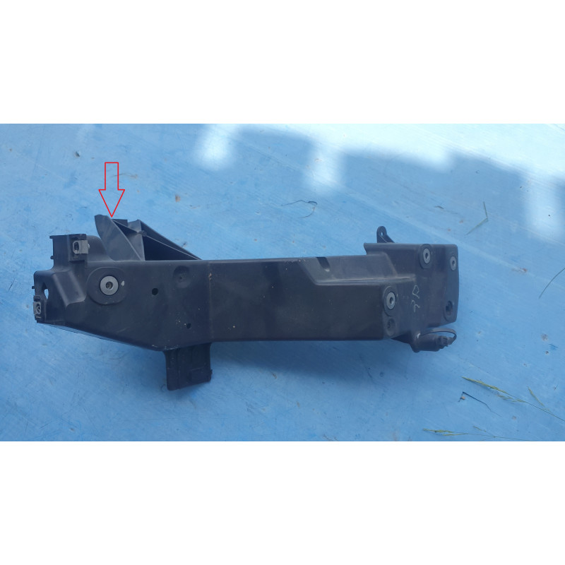 DODGE DURANGO RIGHT RADIATOR SUPPORT BRACKET 2011-2013 68100236AA M144026 12564AC