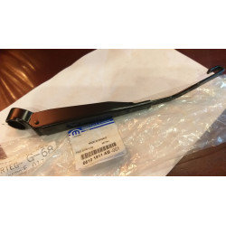 TOWN COUNTRY PT CRUISER REAR WINDSHIELD WINDOW GLASS WIPER ARM 2001-2010 05288704AG 05101911AB NEW