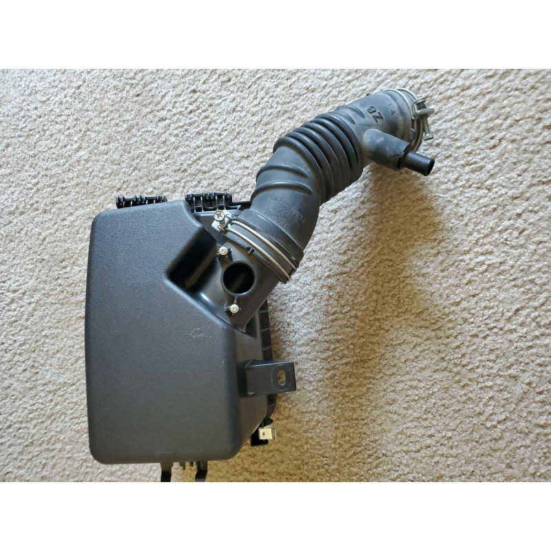 TOYOTA COROLLA AURIS 1.8l AIR CLEANER FILTER BOX  2017-2019 17701-21110 114060-0700 17881-37240