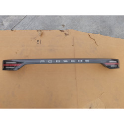 PORSCHE CAYENNE TRUNK CENTER TAIL BRAKE LAMP  2019-2021 9Y0945081Q USA