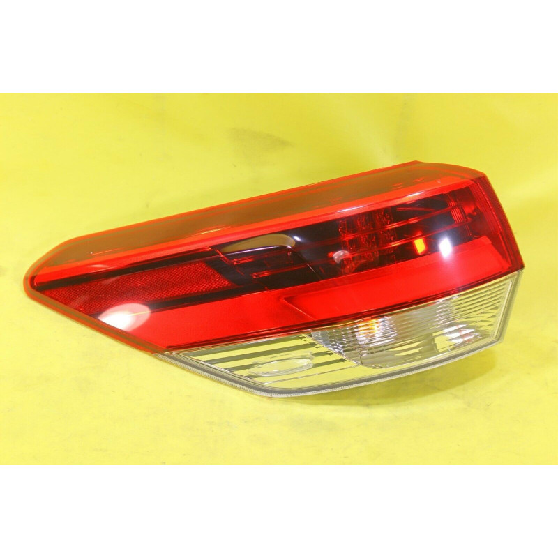 TOYOTA HIGHLANDER LEFT LED TAIL LAMP 2017-2019 81560-0E161 81560-0E160