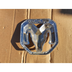 DODGE RAM 1500 2500 3500 TAILGATE CHROME EMBLEM LOGO MEDALION 2019-2022 68276332AA