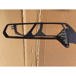 CHEVROLET CORVETTE C7 RIGHT TAIL LAMP BEZEL CARBON FLASH 2014-2019 GM 23446826 23406885 22790955 23267648