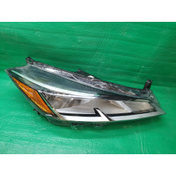 NISSAN KICKS RIGHT HEADLIGHT 2021-2022 260105R00A 26010-5R00A