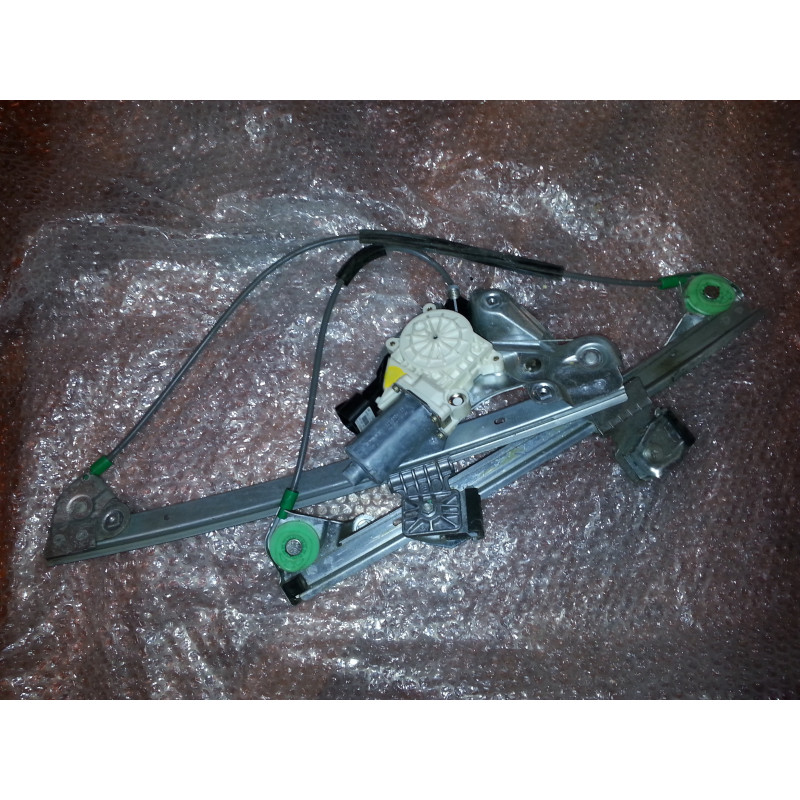 00126771 Cadillac CTS Left Door Motor 2003-2007