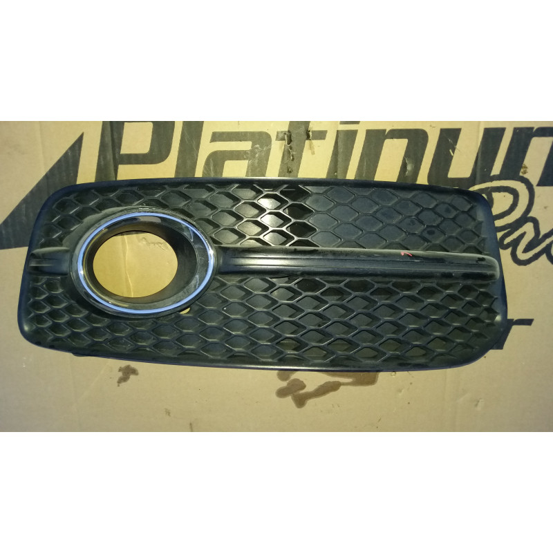 8R0807682E Audi Q5 Right Bumper Fog Grill 2009-2012