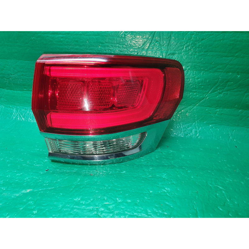 JEEP GRAND CHEROKEE LED RIGHT CHROME TAIL LAMP OEM 2014-2021 68110016AG 68110016AC