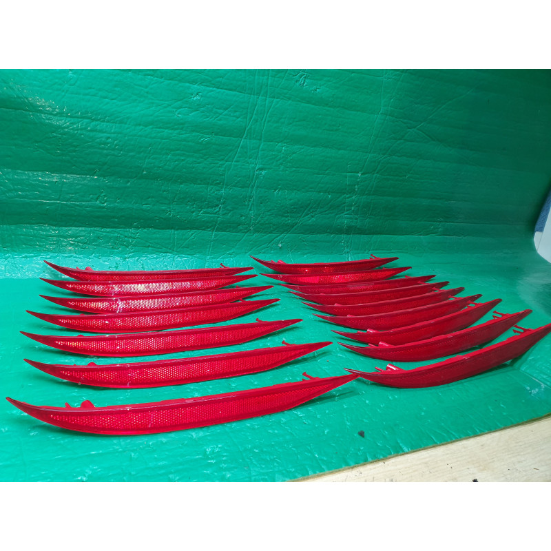 HYUNDAI ELANTRA RIGHT REAR BUMPER REFLECTOR 2021-2022 92406-AB000 92406-AB NEW