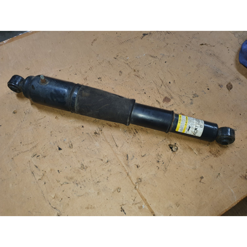 CADILLAC ESCALADE GMC YUKON CHEVROLET TAHOE SUBURBAN REAR AIR SHOCK ABSORBER 2016-2020 GM 84082044