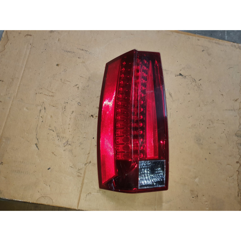 CADILLAC ESCALADE LEFT LED TAIL LAMP 2007-2014 GM 15890422 19171263 USA