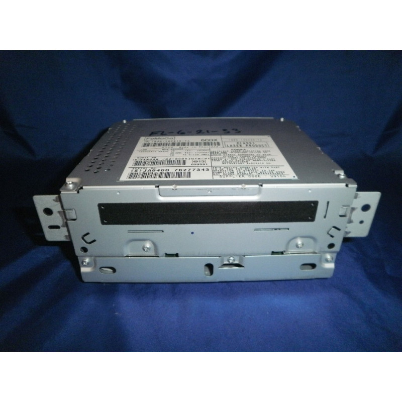 LR025570 Land Rover Freelander MP3 6 Disc CD Changer 2008-2011