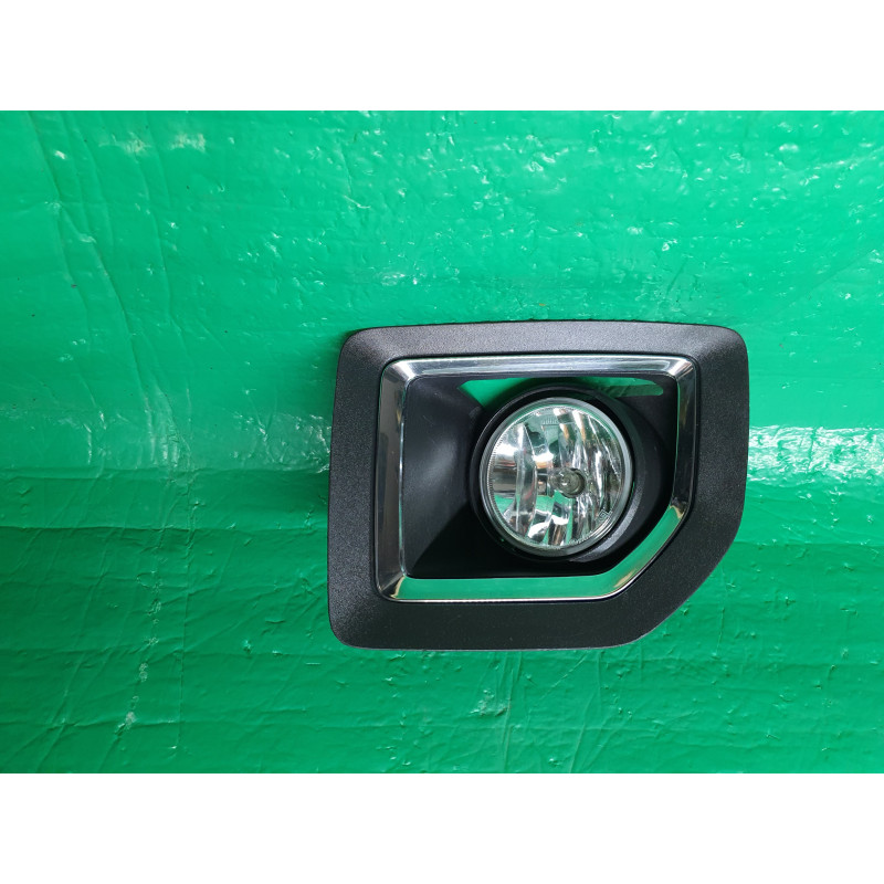 GMC SIERRA 2500 3500 LEFT FOG LAMP 2015-2019 GM 23178899