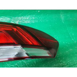 VOLKSWAGEN PASSAT RIGHT LED TAIL LAMP 2020-2022 561945096R USA