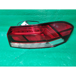 VOLKSWAGEN PASSAT RIGHT LED TAIL LAMP 2020-2022 561945096R USA