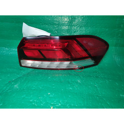 VOLKSWAGEN PASSAT RIGHT LED TAIL LAMP 2020-2022 561945096R USA