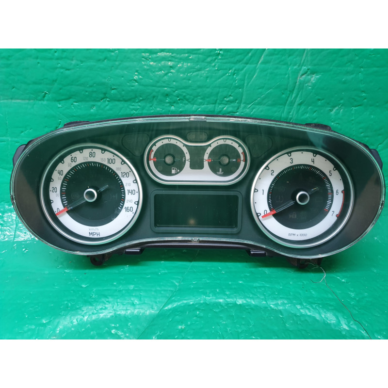 FIAT 500 SPEEDOMETER INSTRUMENT CLUSTER 2014-2017 51953204 A2C32923101