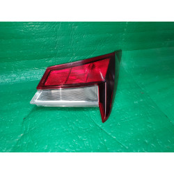 HYUNDAI ELANTRA RIGHT TAIL LAMP 2021-2022 92402-AB000 92402-AB