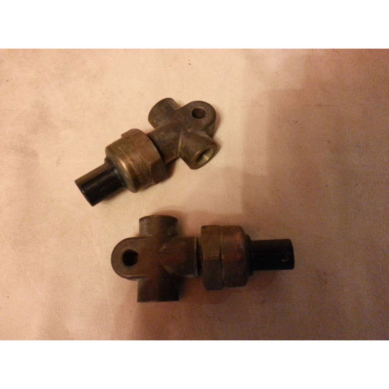 3524132 Volvo S60 Brake Valve Sensor