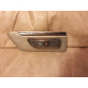 8658932 Volvo S80 Left Fender Molding and Turn Signal Lamp 2004-2006