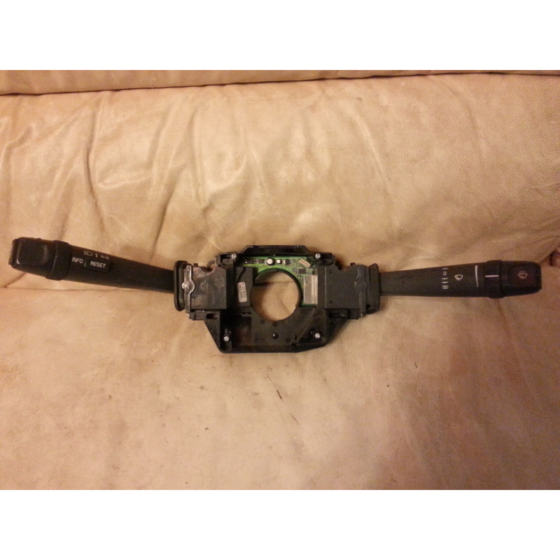 9441242 Volvo S60 Turn Signal and Wiper Switch 9452387