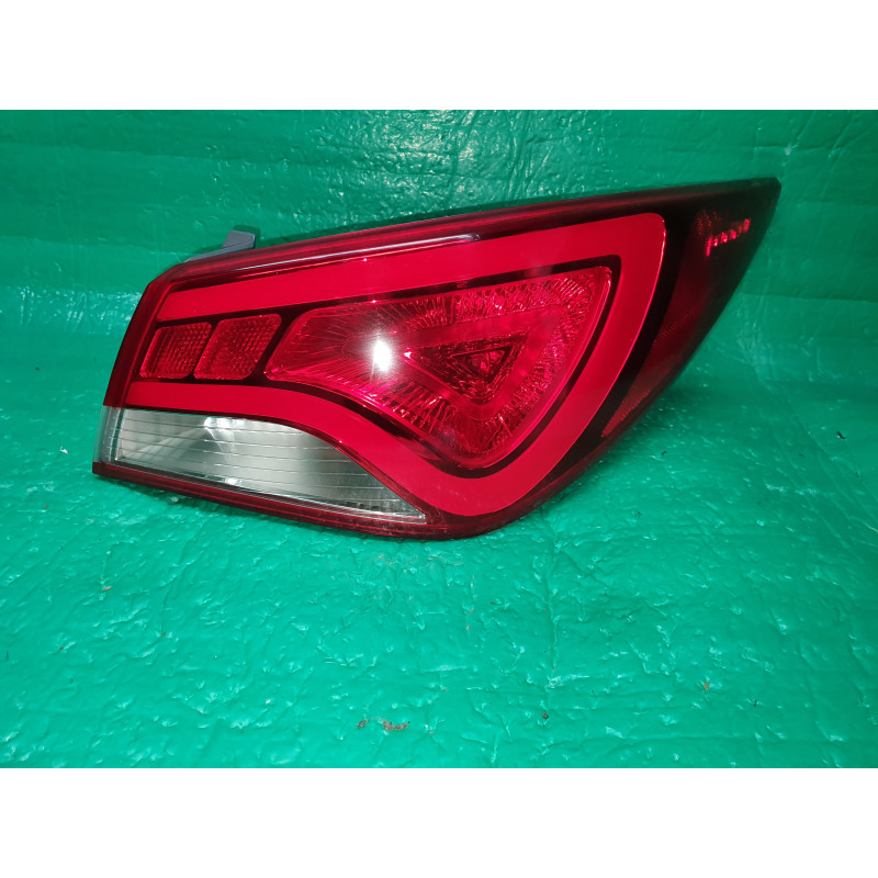 HYUNDAI ACCENT SEDAN RIGHT LED TAIL LAMP 2012-2014 92402-3S3