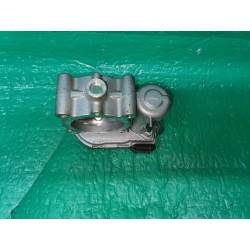 MERCEDES A B C GLC CLA GLA W205 W176 W246 Throttle body 2014-2021 A2701410025 2701410025