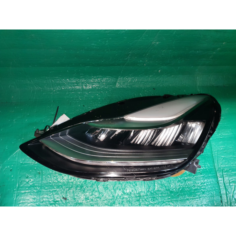 TESLA MODEL 3 LEFT LED HEADLIGHT 2017-2020 1077375-00-C EURO