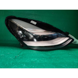 TESLA MODEL 3 RIGHT LED HEADLIGHT 2017-2020 1077376-00-C  EURO