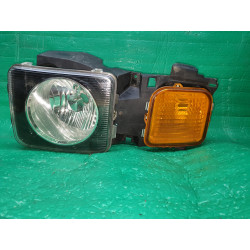 HUMMER H3 LEFT HEADLIGHT 2006-2010 GM 15267364 16532635