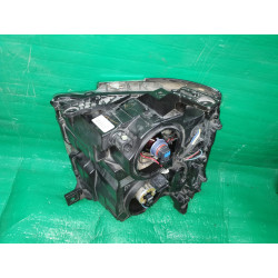 CHEVROLET SILVERADO 2500 3500 HD RIGHT HEADLIGHT 2015-2019 GM 84388593