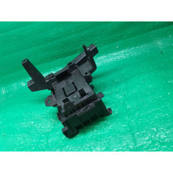 CADILLAC XT5 GMC ACADIA 3.6L FUSE BOX BRACKET ASM GM 84121789 84000206 84121791