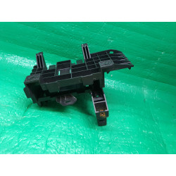 CADILLAC XT5 GMC ACADIA 3.6L FUSE BOX BRACKET ASM GM 84121789 84000206 84121791