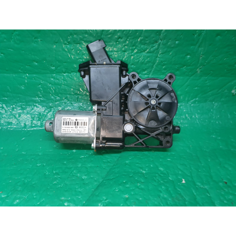 CADILLAC ATS COUPE LEFT DOOR WINDOW REGULATOR MOTOR 2015-2019 GM 98810-A1B22 0130822980 F00HJ01330