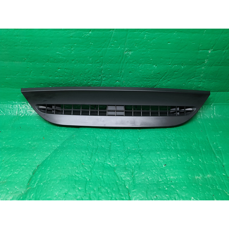 CADILLAC ATS DASH PANEL DEFROSTER GRILLE VENT TRIM PANEL 2013-2019 GM 23234894 20939443