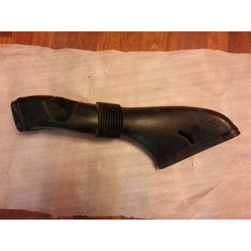 8626060 Volvo S80 Air Intake Tube