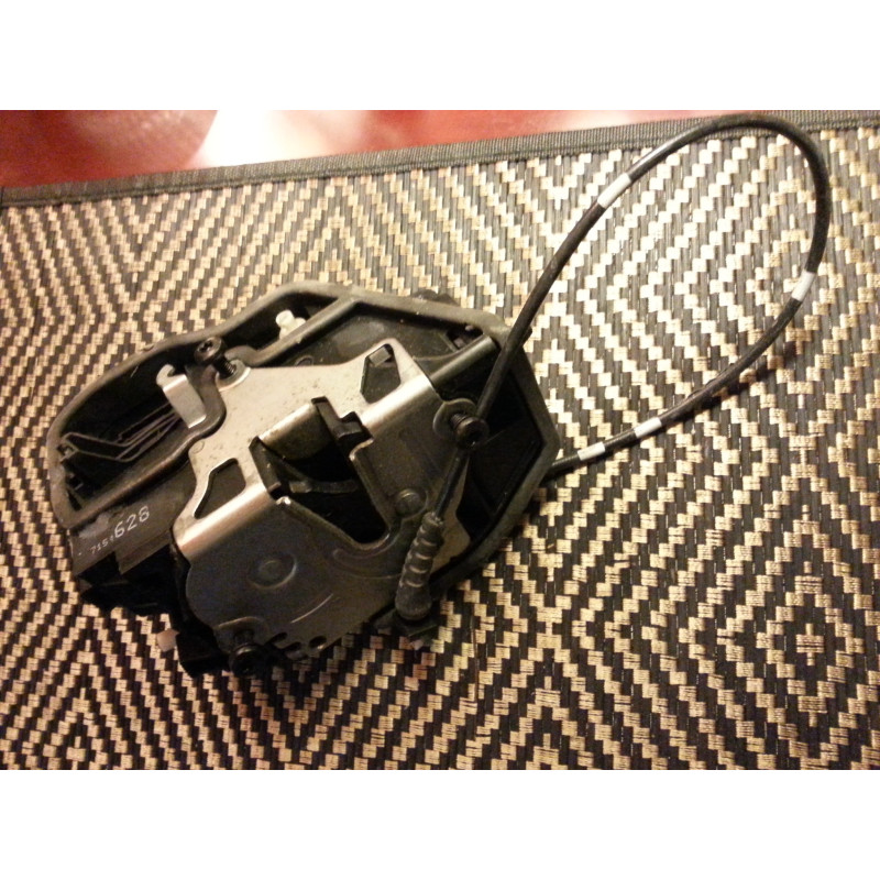 7154628 BMW 5 Series Right Front Door Lock Actuator 2004-2009