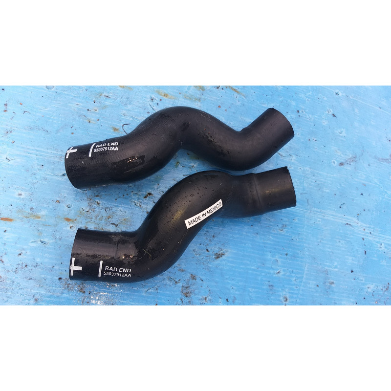 Jeep Liberty KJ Engine Radiator Hose 2002-2007 55037912AA NEW