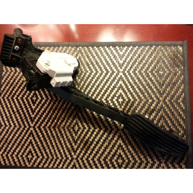 30683516 Volvo S60 Gas Pedal 1999-2014