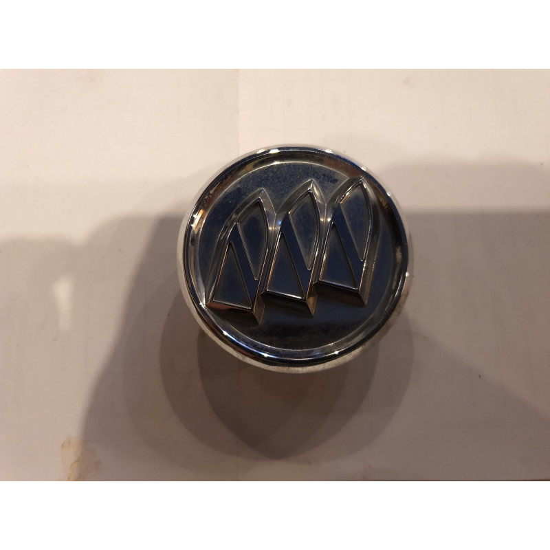 BUICK WHEEL CENTER CAP GM 9593169 9594156 9595157