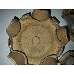 1x  HYUNDAI SANTA FE WHEEL CENTER CAP 2001-2006 52960-26200