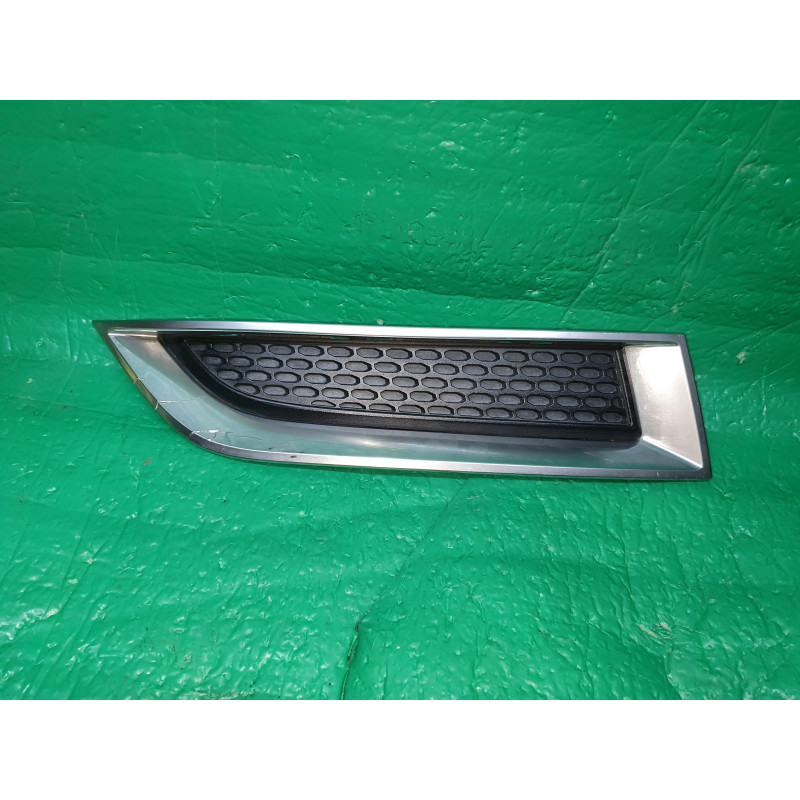 GMC ACADIA RIGHT FRONT BUMPER FOG GRILL BEZEL 2013-2016 GM 20982400 20982404
