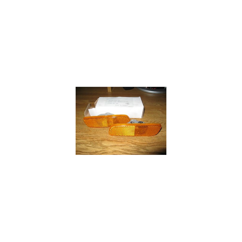 Lexus GS Turn Marker Light 1998-2005 | GS300, LS, IS, Toyota Prius
