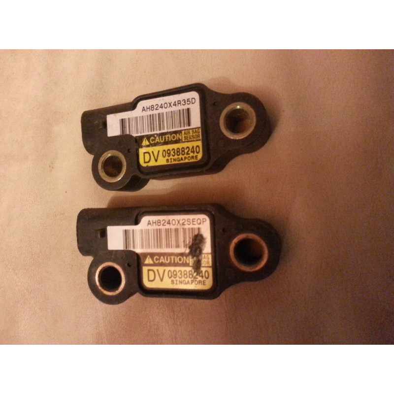 09388240 Cadillac DeVille Airbag Sensor 2000-2005
